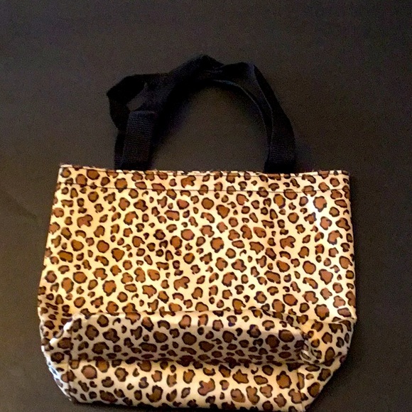 NWOT Leopard Vinyl Mid-sized Tote/Lunch Bag! - Picture 3 of 10